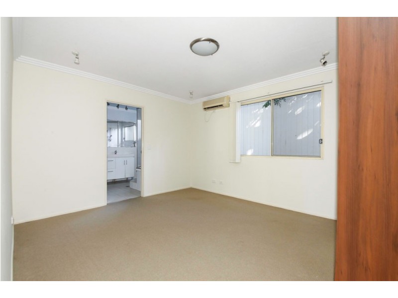 5/4 Locke Street, Southport QLD 4215