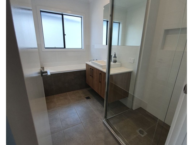 15 Forest Avenue, Ormeau QLD 4208