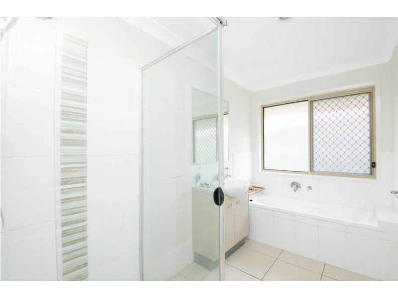 14 Skyline Circuit, Bahrs Scrub QLD 4207