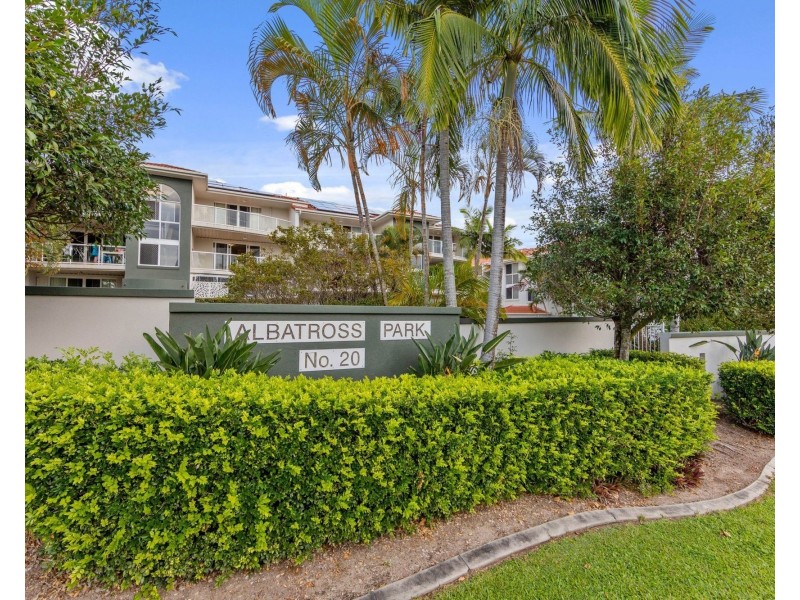 26/16 Sykes Court, Southport QLD 4215