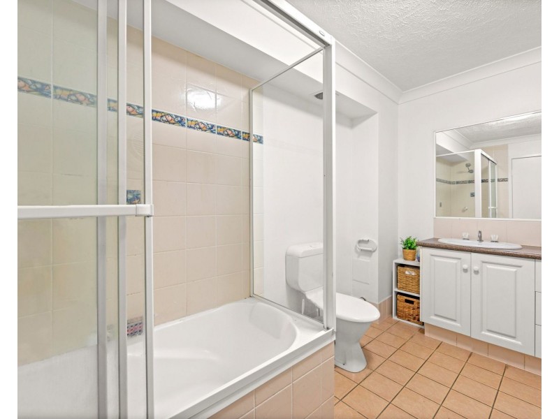 26/16 Sykes Court, Southport QLD 4215