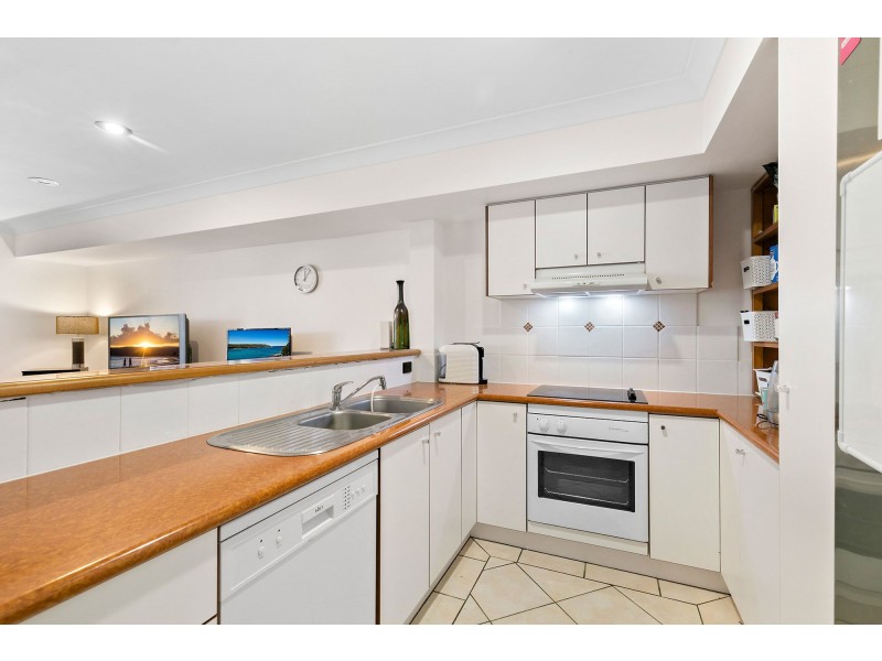 9/323 Christine Avenue, Varsity Lakes QLD 4227