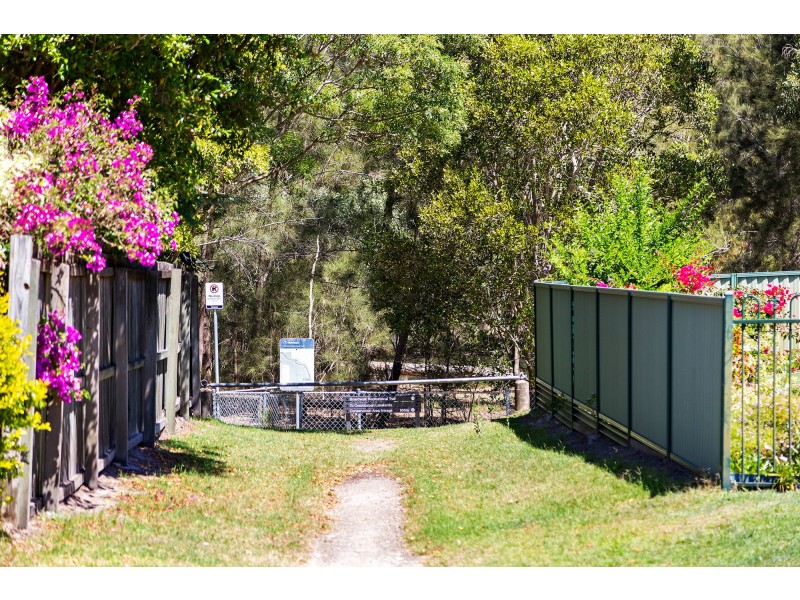 1/28 Sanctuary Court, Coombabah QLD 4216