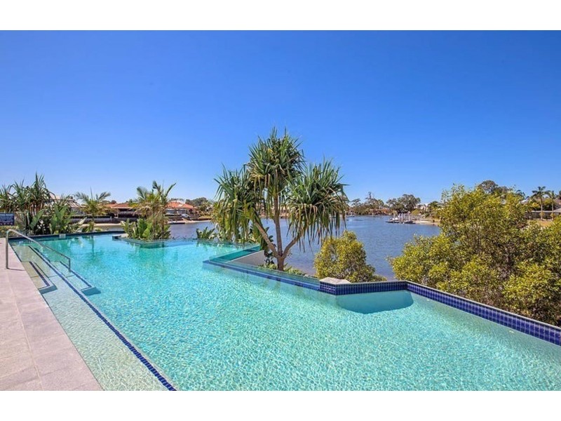 51308/5 Harbour Side Court, Biggera Waters QLD 4216