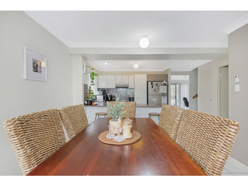 55/30 Carmarthen Circuit, Pacific Pines QLD 4211