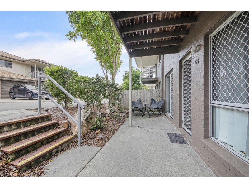 55/30 Carmarthen Circuit, Pacific Pines QLD 4211