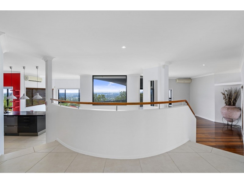 6 Moroccan Street, Highland Park QLD 4211