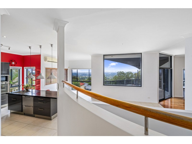 6 Moroccan Street, Highland Park QLD 4211