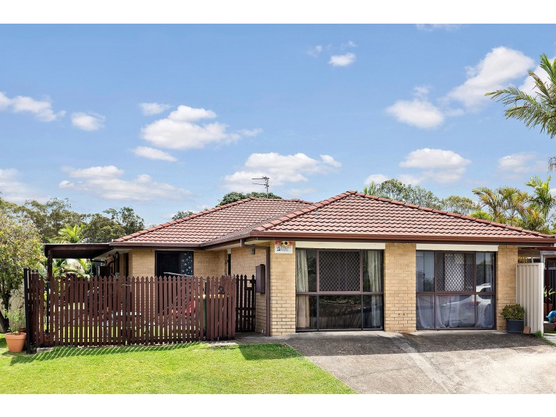 2/23 Callistemon Court, Arundel QLD 4214