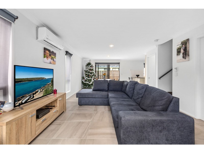 42/24 Jessica Drive, Upper Coomera QLD 4209
