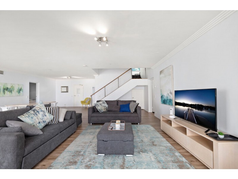 3303/3422 Gold Coast Boulevard, Surfers Paradise QLD 4217