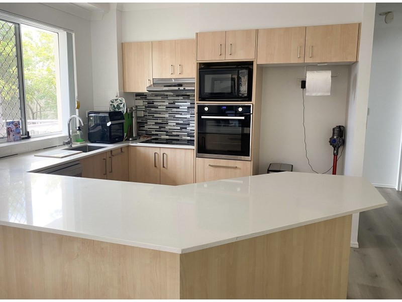 1/132 High Street, Southport QLD 4215