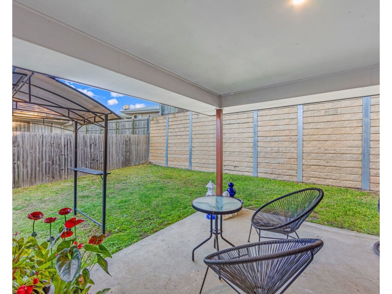 2 Mercer Street, Pimpama QLD 4209