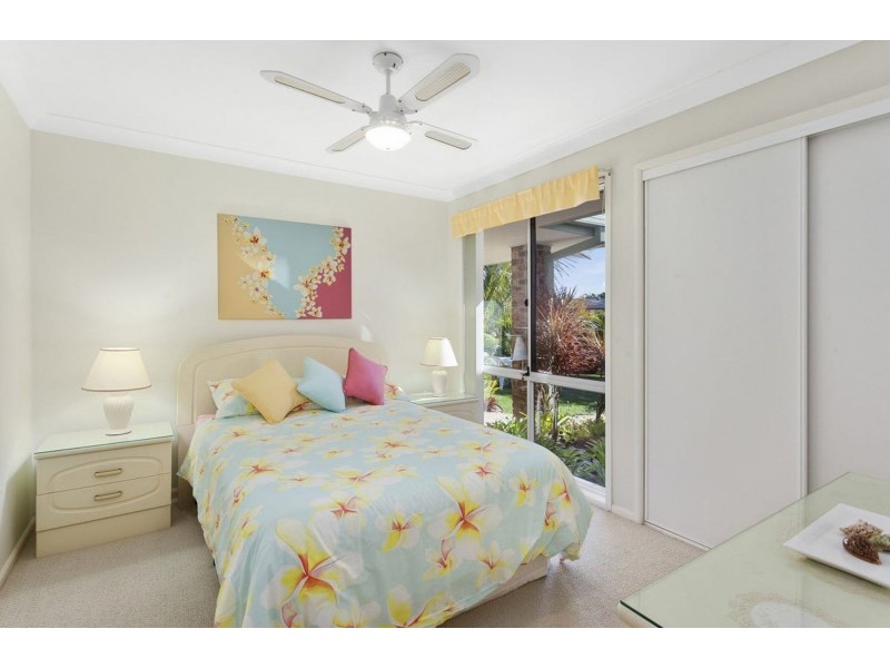 46 Auk Avenue, Burleigh Waters QLD 4220