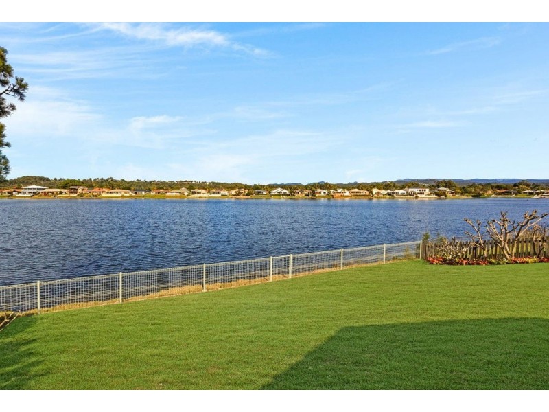 46 Auk Avenue, Burleigh Waters QLD 4220