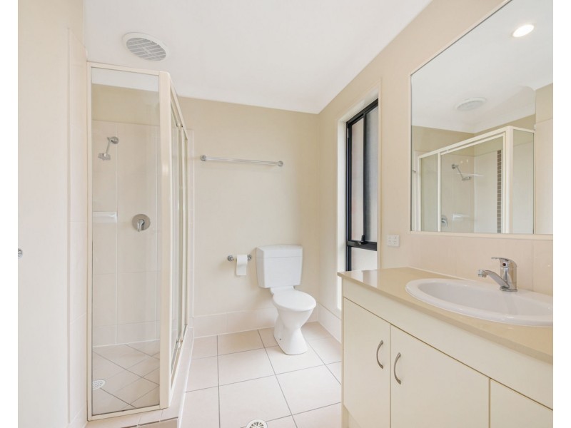 17 Jasmine Circuit, Ormeau QLD 4208