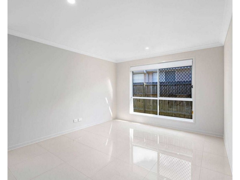 3 Fairbourne Terrace, Pimpama QLD 4209