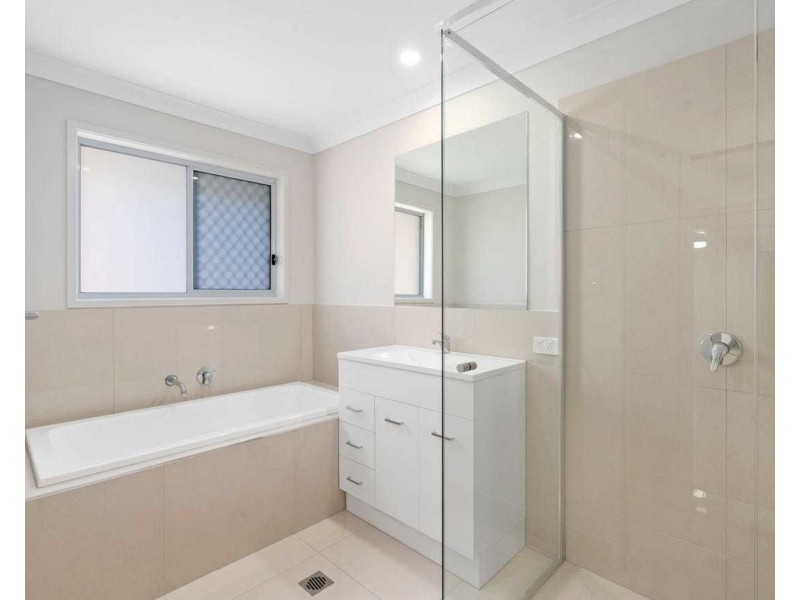 3 Fairbourne Terrace, Pimpama QLD 4209