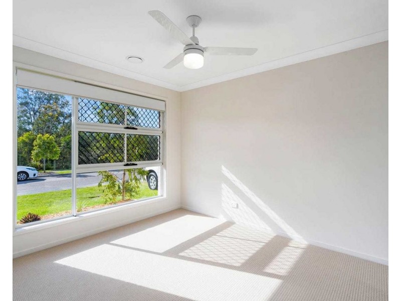 3 Fairbourne Terrace, Pimpama QLD 4209