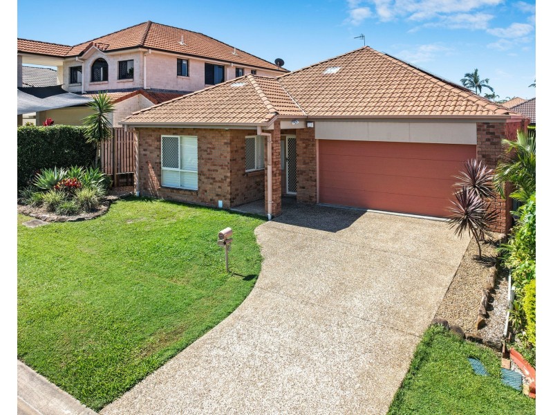5 Mauritius Court, Varsity Lakes QLD 4227