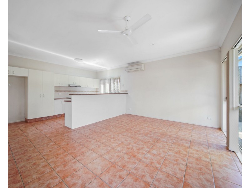 5 Mauritius Court, Varsity Lakes QLD 4227