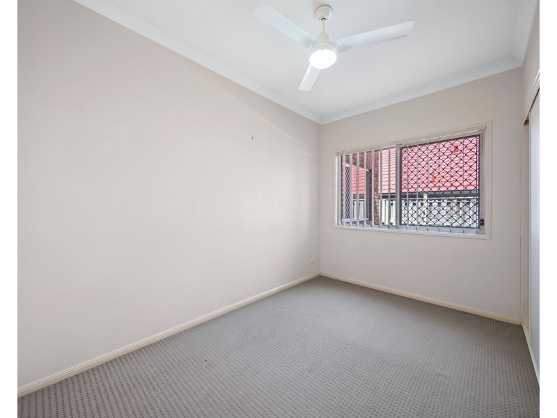 5 Mauritius Court, Varsity Lakes QLD 4227