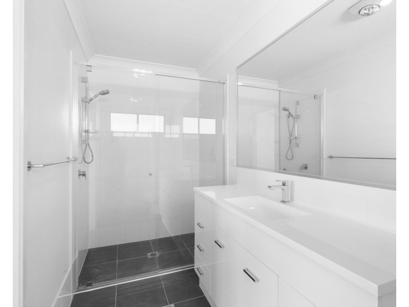 3 Great Sandy Circuit, Pimpama QLD 4209
