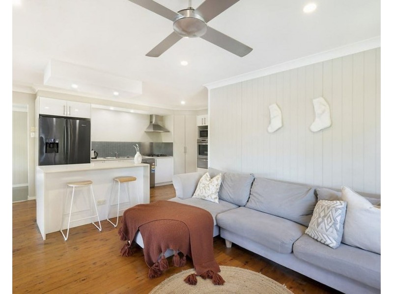 34 EILEEN AVENUE, Southport QLD 4215