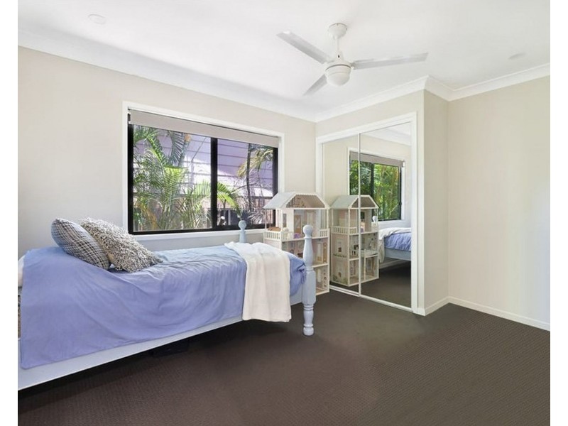 34 EILEEN AVENUE, Southport QLD 4215