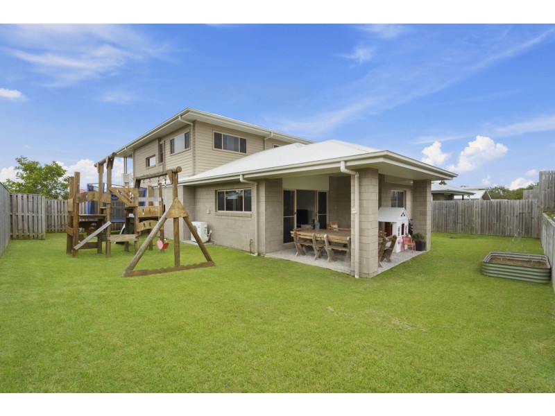 1 PERCY EARL CRESCENT, Pimpama QLD 4209
