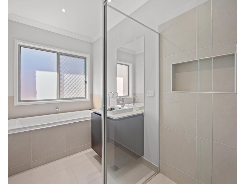 11 Mudlo Street, Yarrabilba QLD 4207