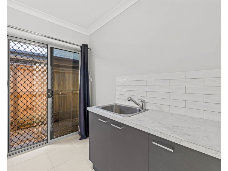 11 Mudlo Street, Yarrabilba QLD 4207