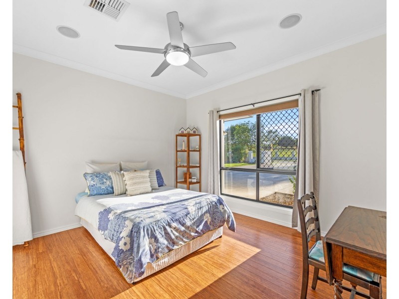 13-19 Longbow Crescent, Forestdale QLD 4118