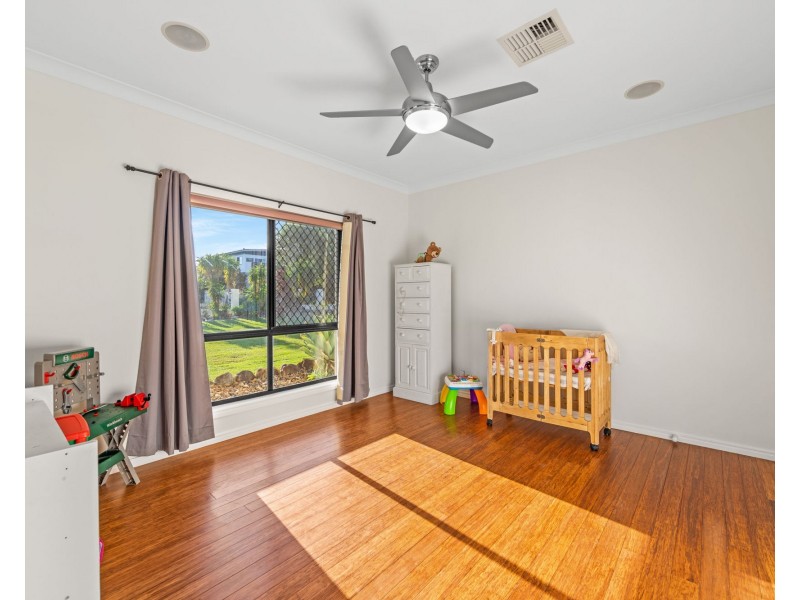 13-19 Longbow Crescent, Forestdale QLD 4118