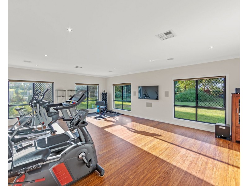 13-19 Longbow Crescent, Forestdale QLD 4118