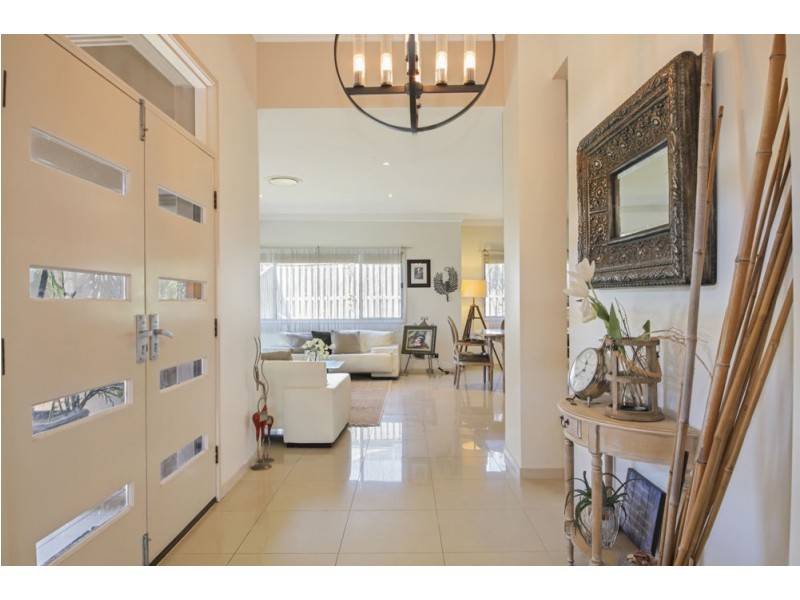 20 Rainbow Circuit, Coomera QLD 4209