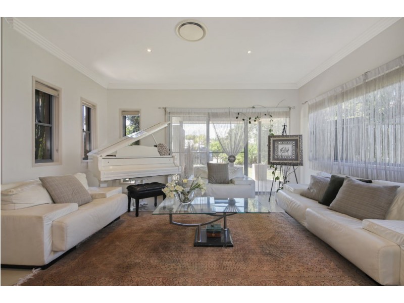 20 Rainbow Circuit, Coomera QLD 4209