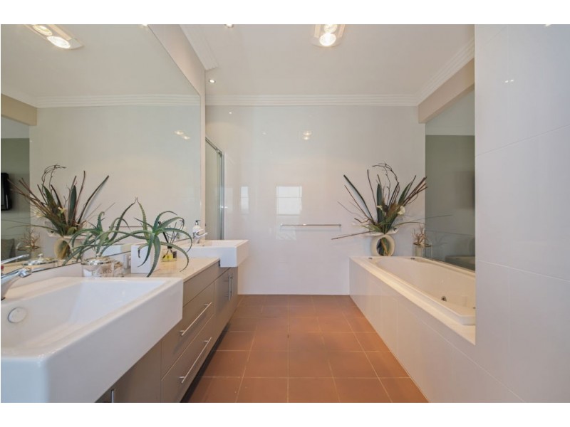 20 Rainbow Circuit, Coomera QLD 4209