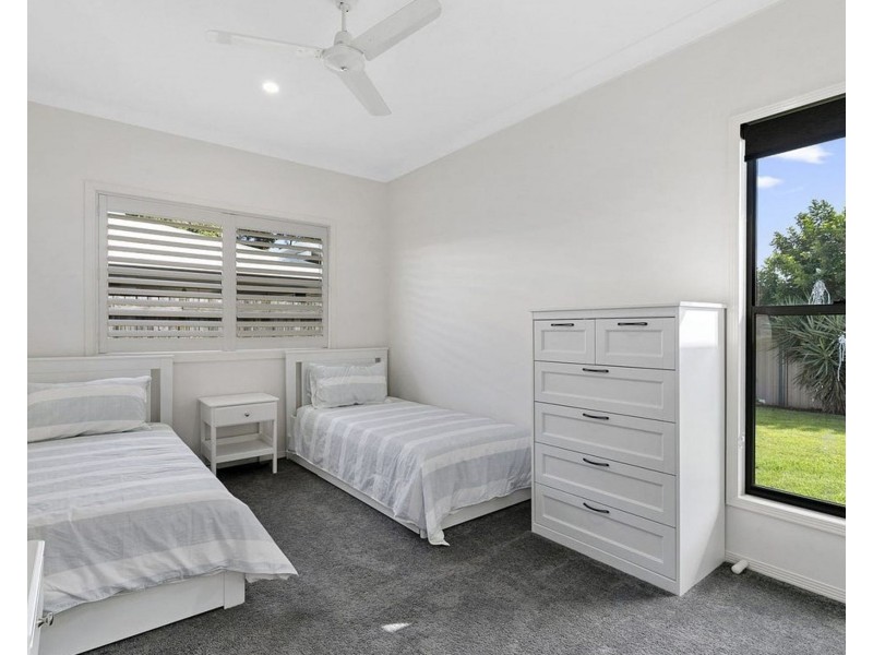 2A Brimblecombe Street, Victoria Point QLD 4165
