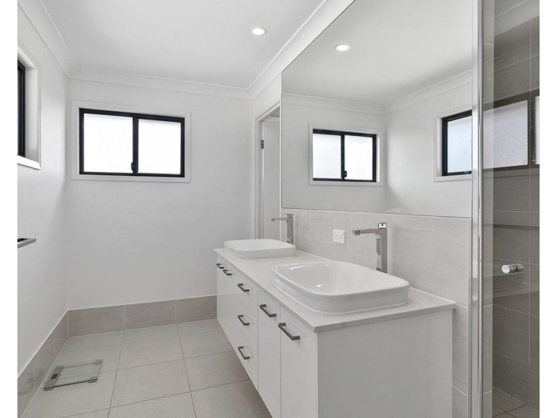 2A Brimblecombe Street, Victoria Point QLD 4165