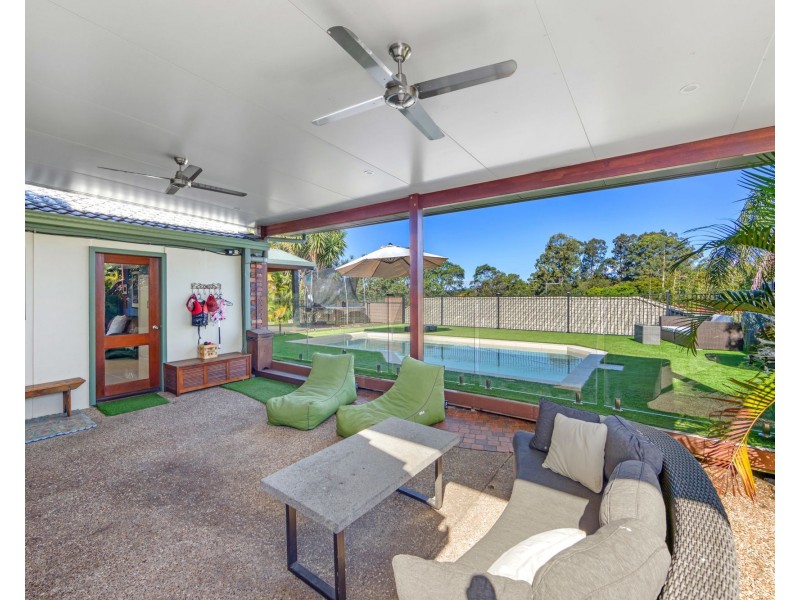 6 Ridgevale Drive, Helensvale QLD 4212