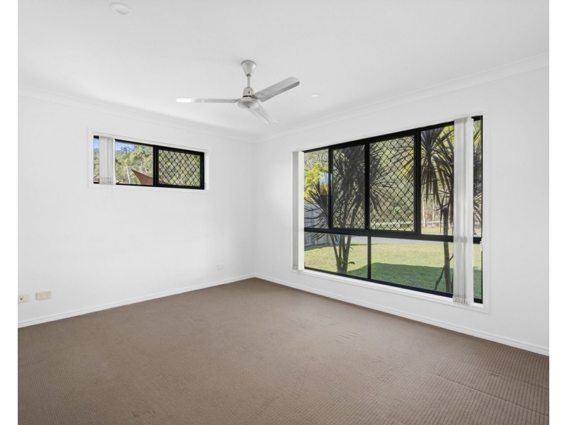 58 Aldgate crescent, Pacific Pines QLD 4211