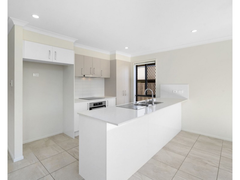 38 Cummings Circuit, Willow Vale QLD 4209