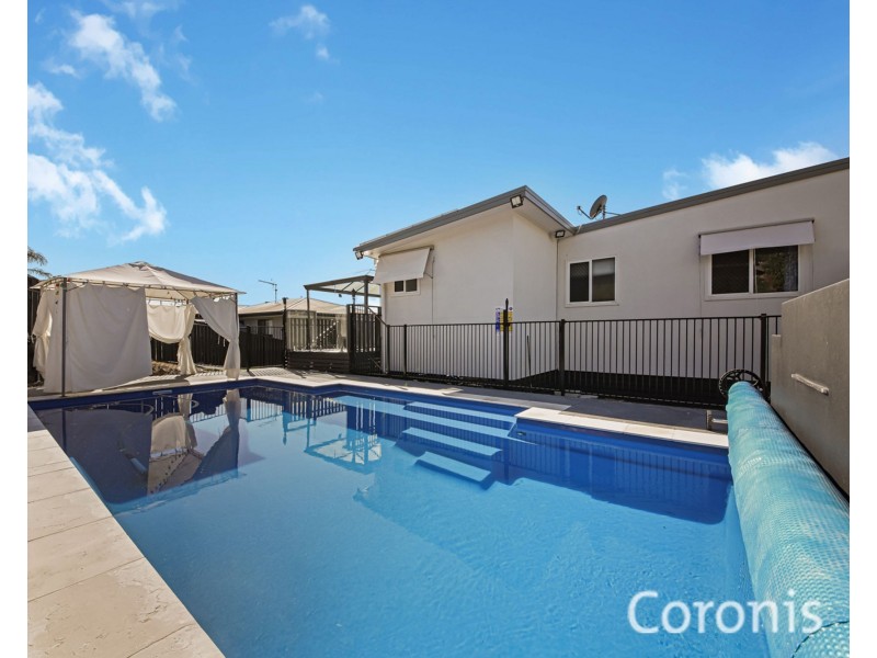 25 Elkins Street, Pacific Pines QLD 4211
