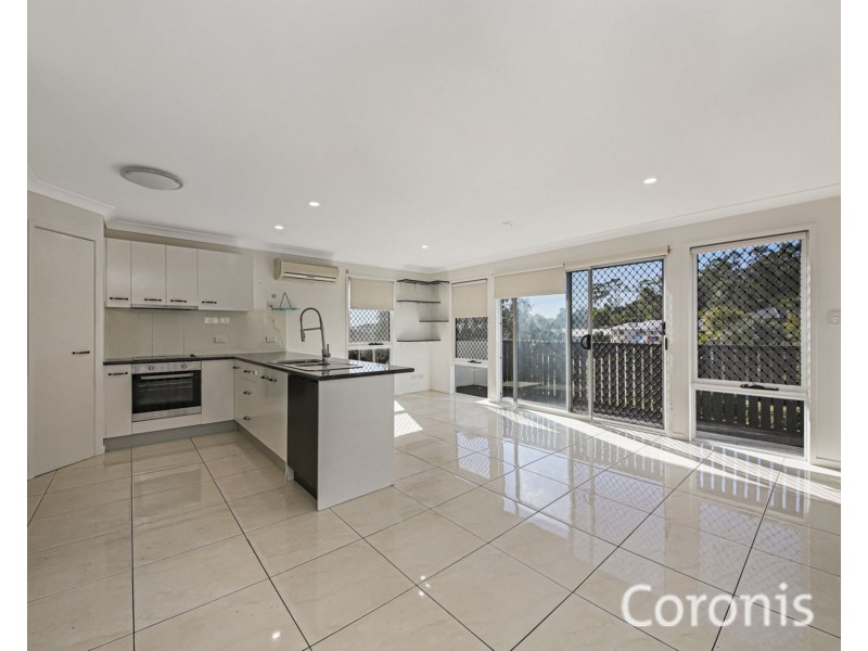 25 Elkins Street, Pacific Pines QLD 4211