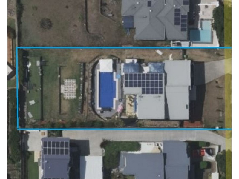 25 Elkins Street, Pacific Pines QLD 4211