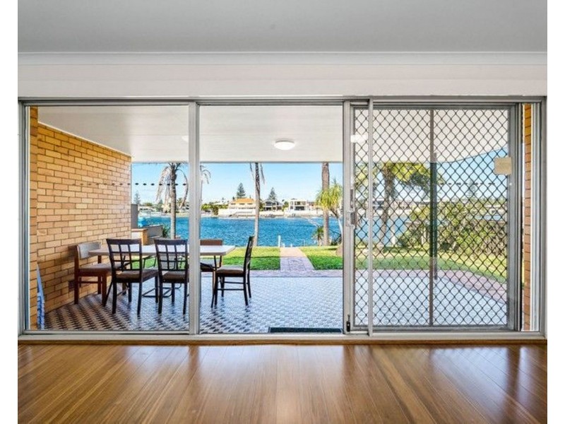 36 Paradise Island, Surfers Paradise QLD 4217
