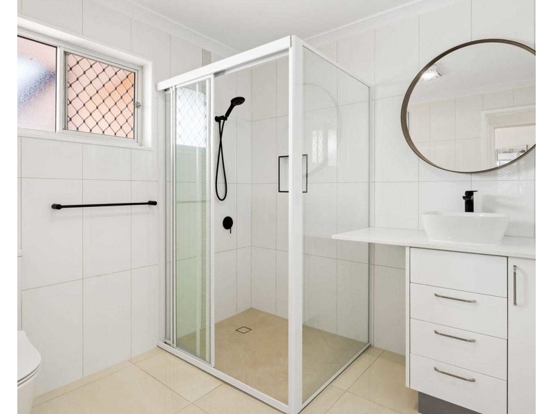 36 Paradise Island, Surfers Paradise QLD 4217
