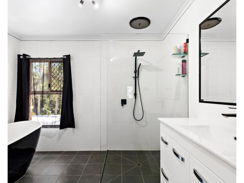 24 Vaughan Drive,, Ormeau QLD 4208