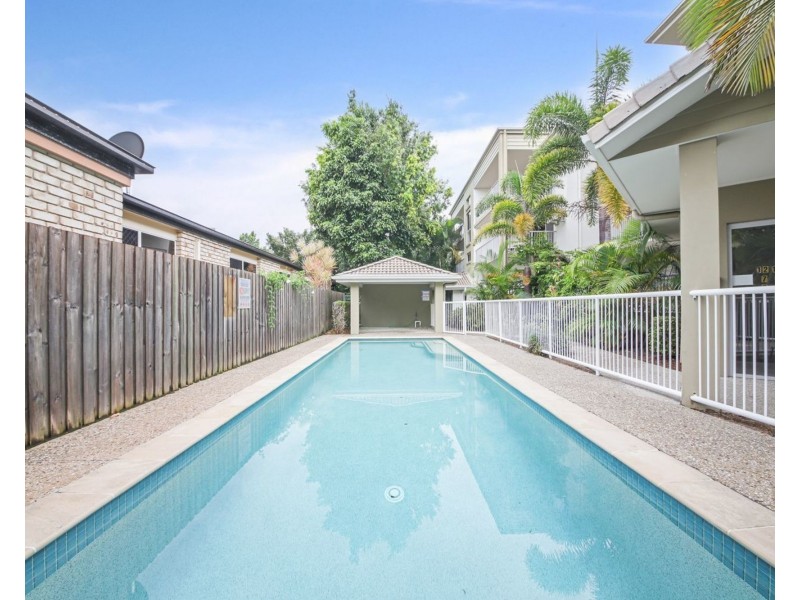 4/99 Muir street, Labrador QLD 4215